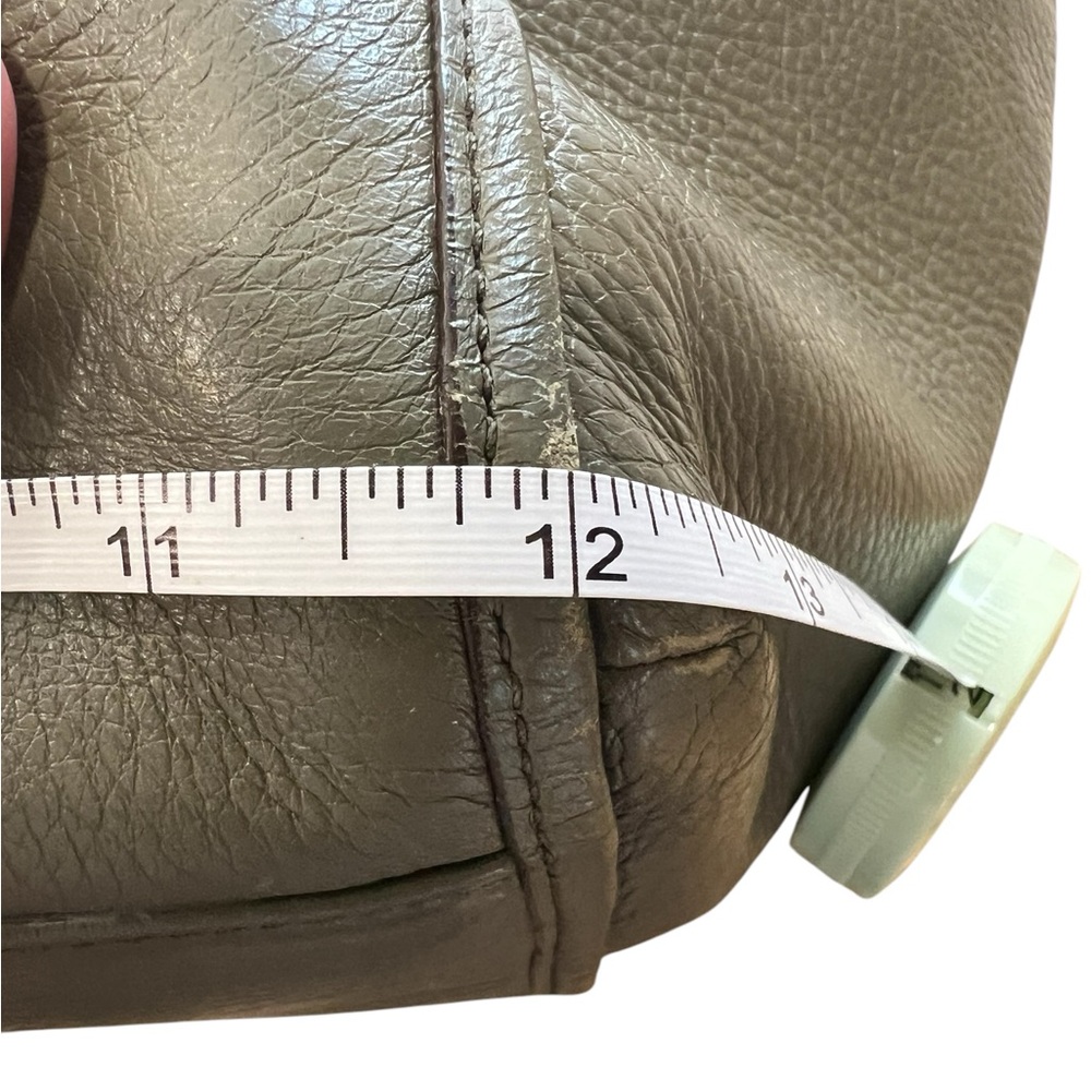 Coach D1492-F29898 Women's Park Leather Handbag Shoulder
Bag Olive USED - Picture 9 of 15